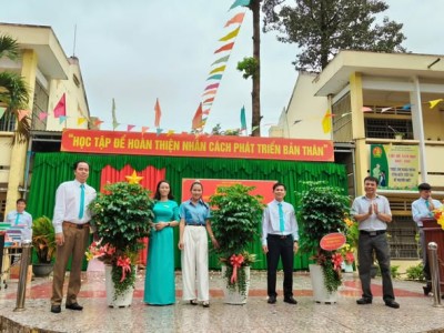 LỄ KỈ NIỆM 43 NĂM NGÀY NHÀ GIÁO VIỆT NAM.