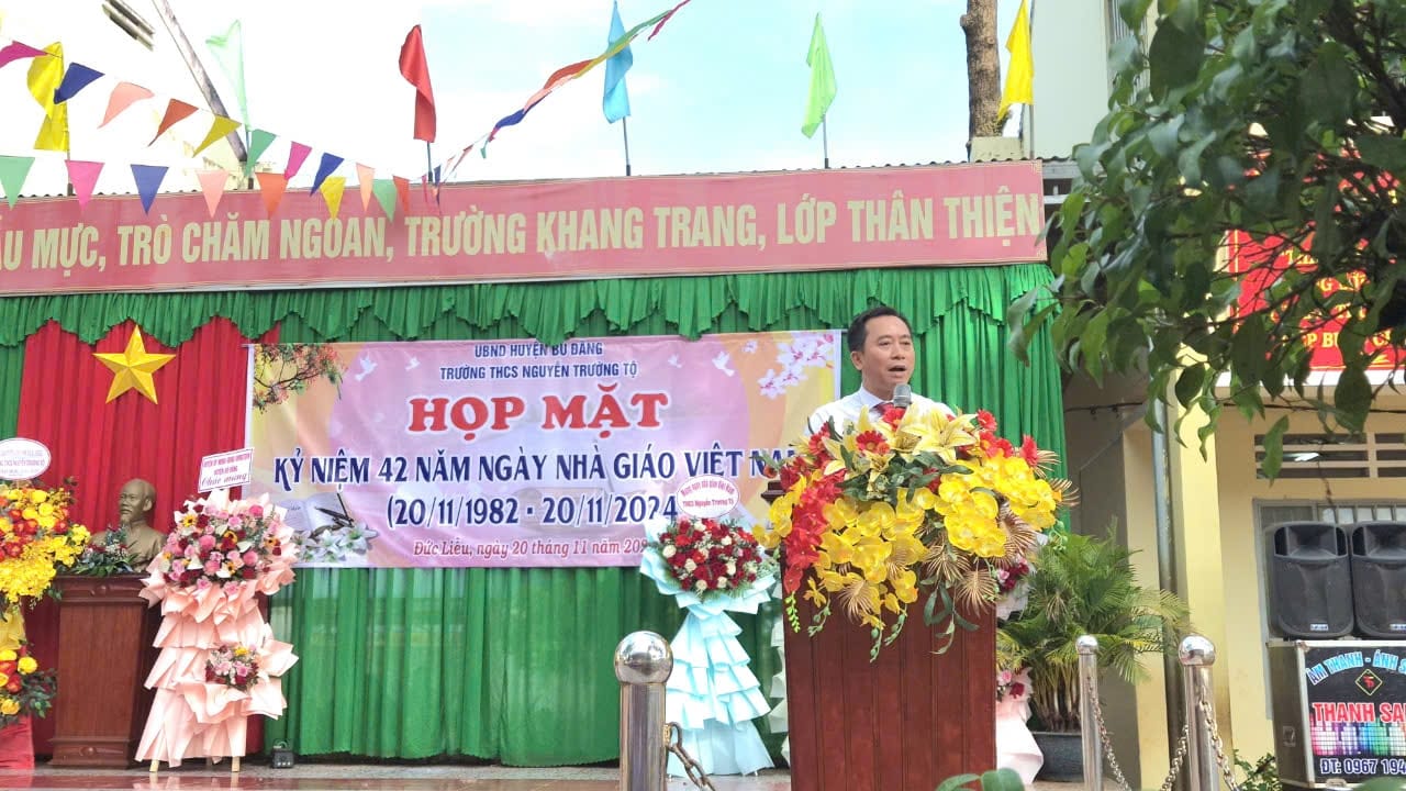 CHÀO MỪNG 20/11