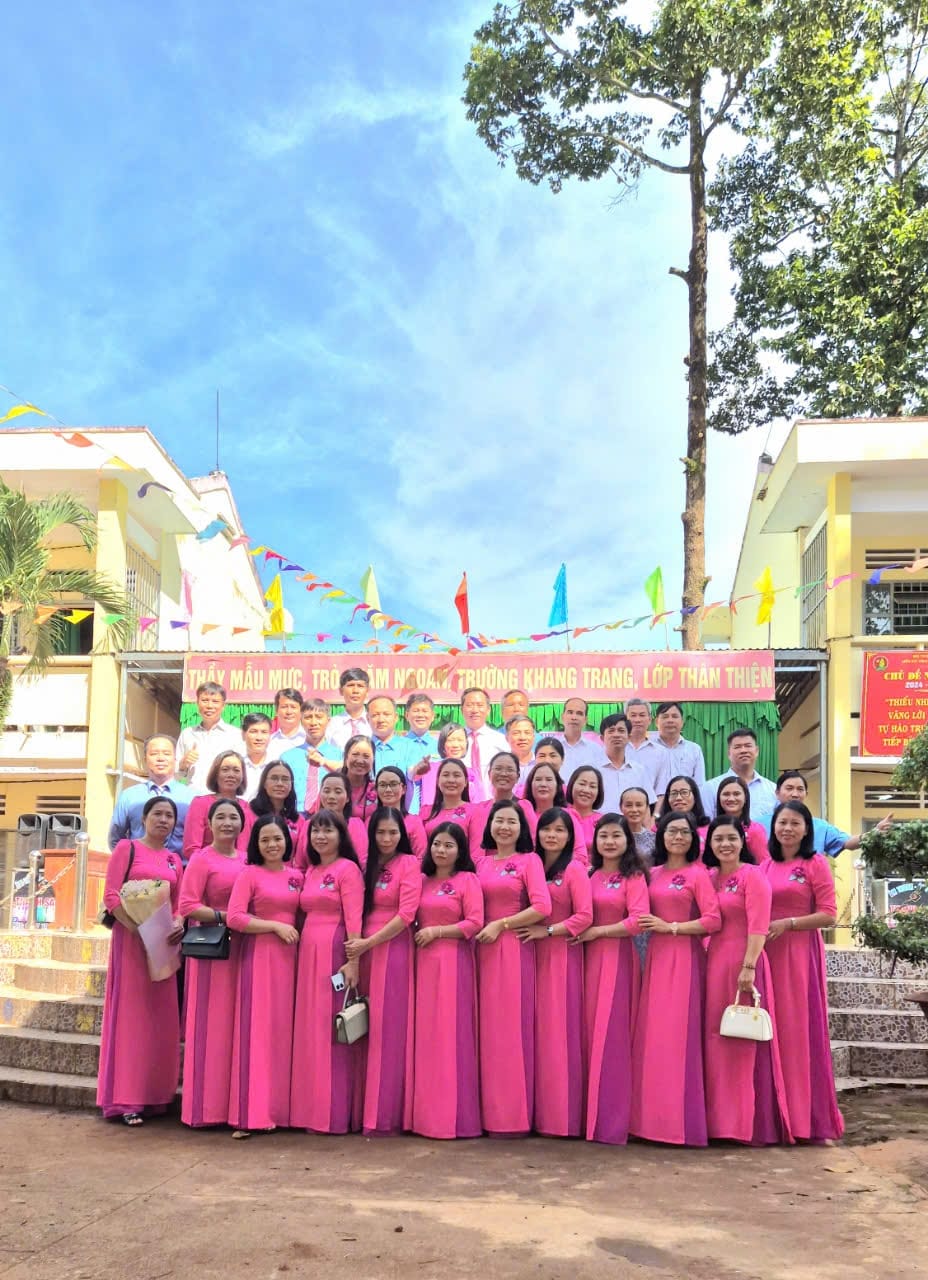 CHÀO MỪNG 20/11