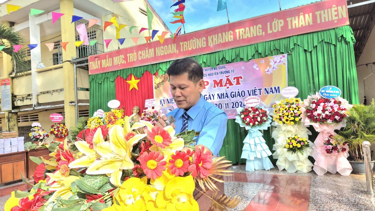 CHÀO MỪNG 20/11