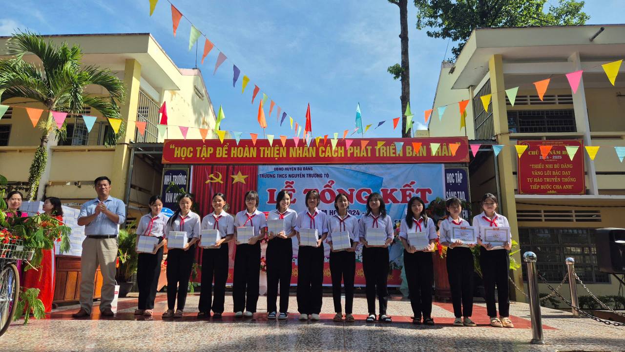 LỄ TỔNG KẾT NĂM HỌC 2024 - 2025
